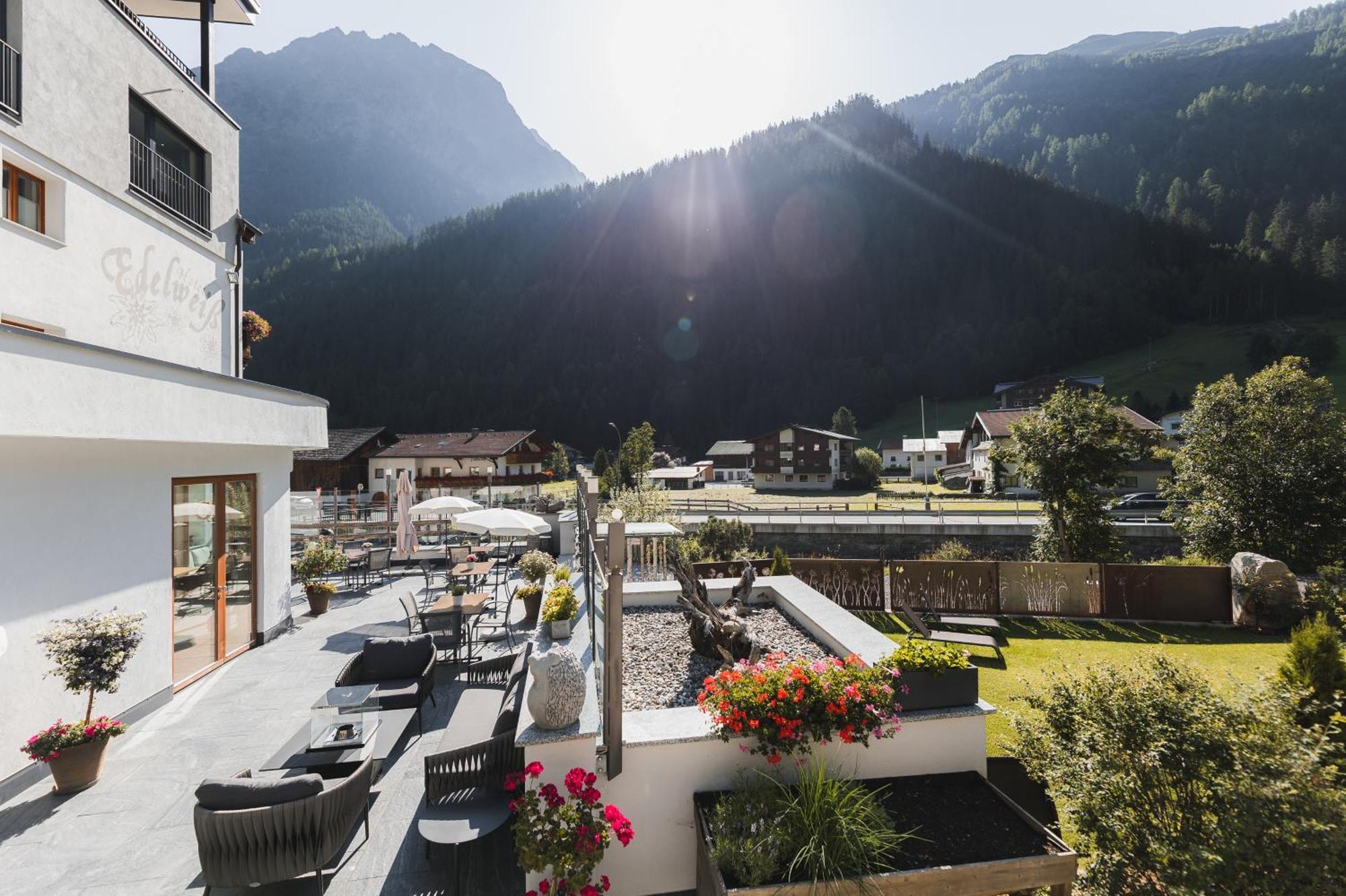 Hotel Edelweiss Kaunertal Exterior photo