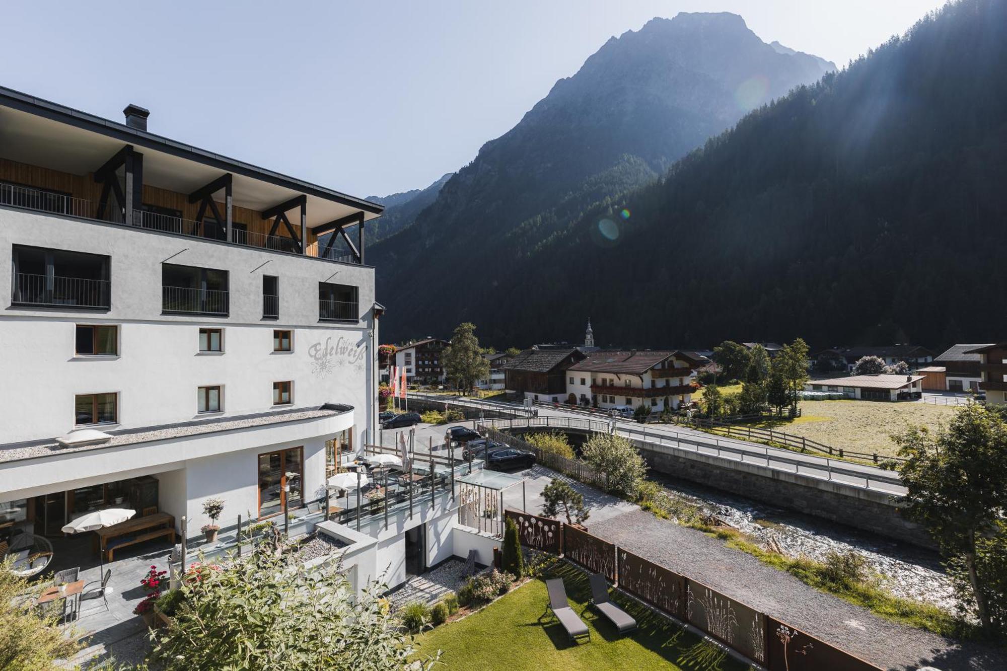 Hotel Edelweiss Kaunertal Exterior photo